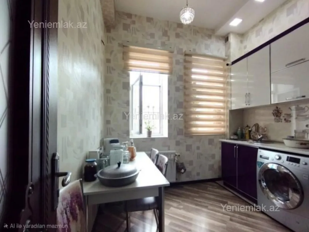 Satılır 3 otaqlı köhnə tikili 80 m²