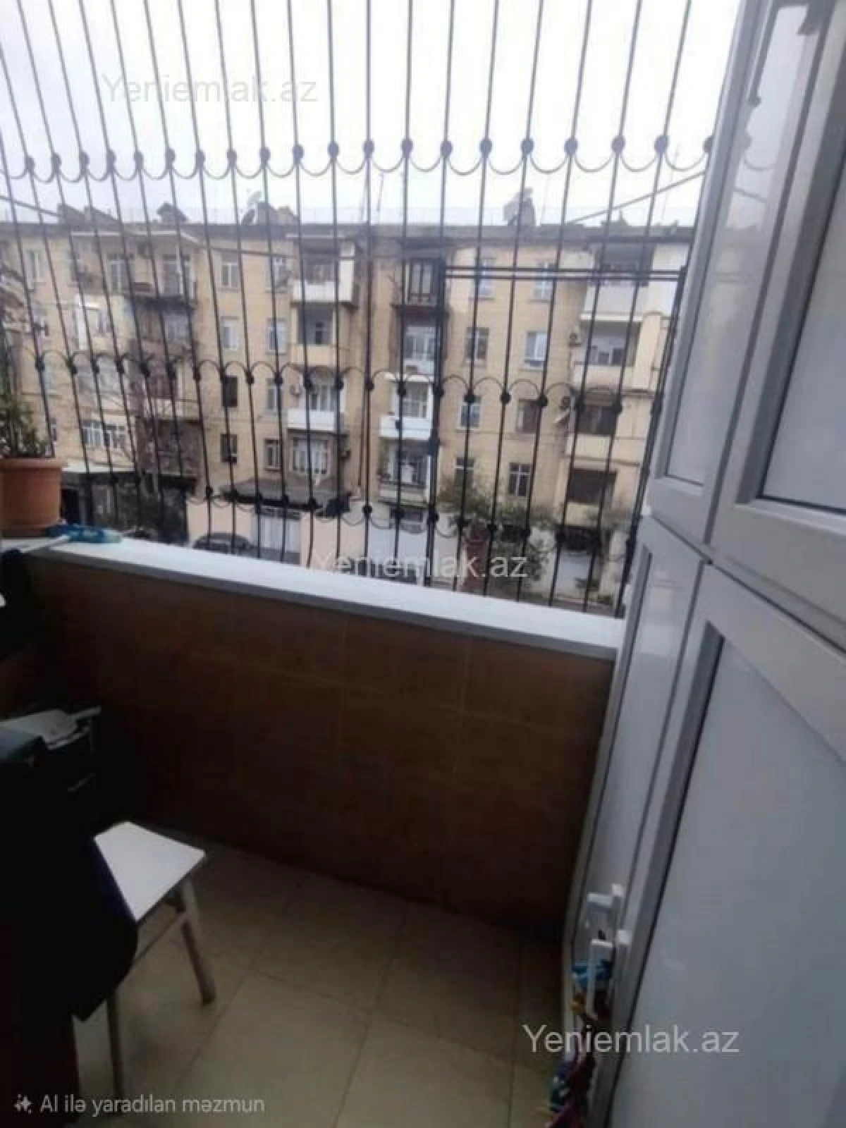 Satılır 3 otaqlı köhnə tikili 80 m²