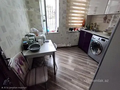 Satılır 3 otaqlı köhnə tikili 80 m²