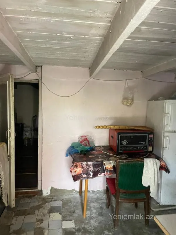 Satılır 4 otaqlı həyət evi 100 m²