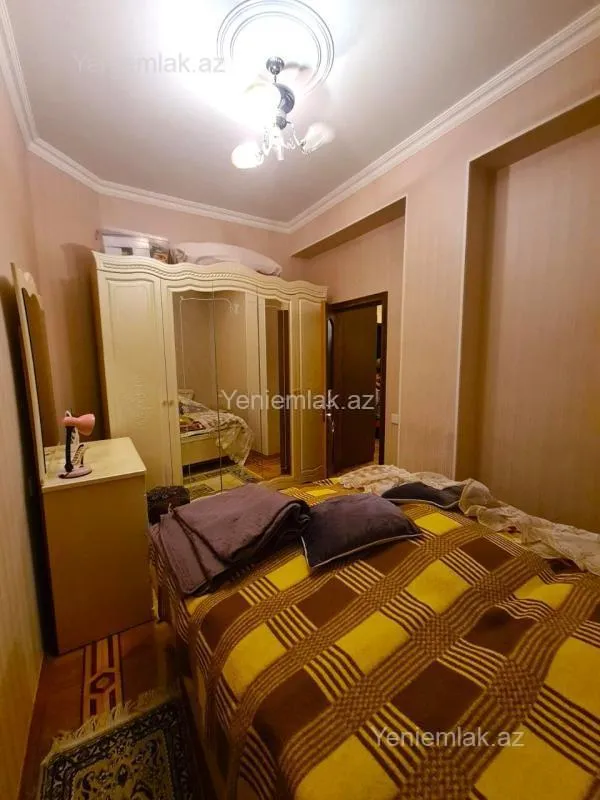 Satılır 3 otaqlı yeni tikili 110 m²