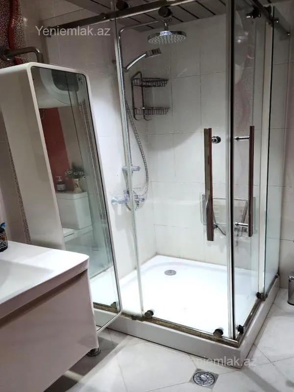 Satılır 3 otaqlı yeni tikili 76 m²