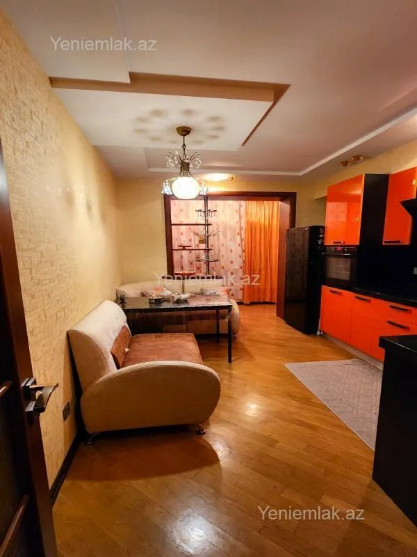 Satılır 3 otaqlı yeni tikili 76 m²