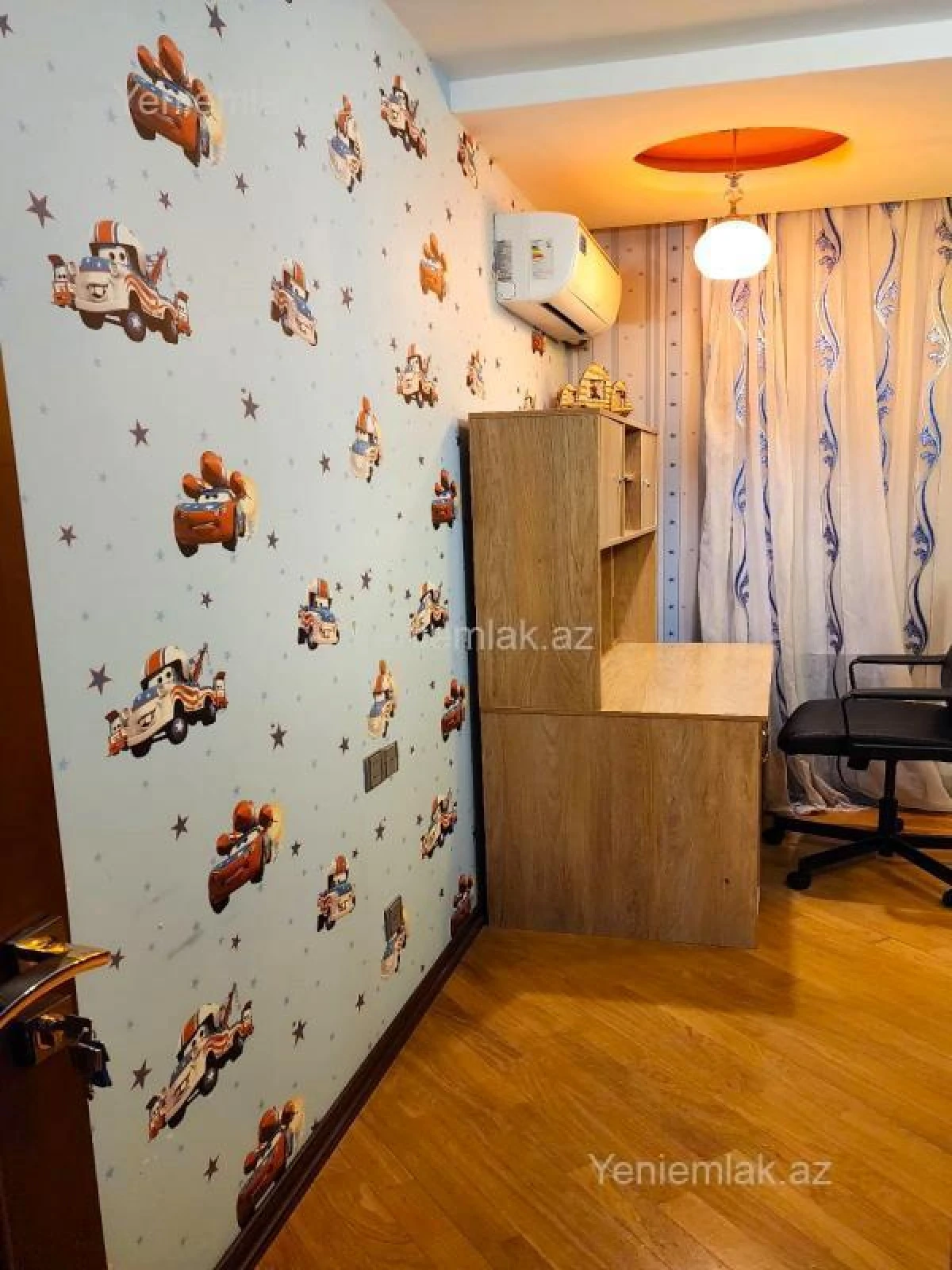 Satılır 3 otaqlı yeni tikili 76 m²