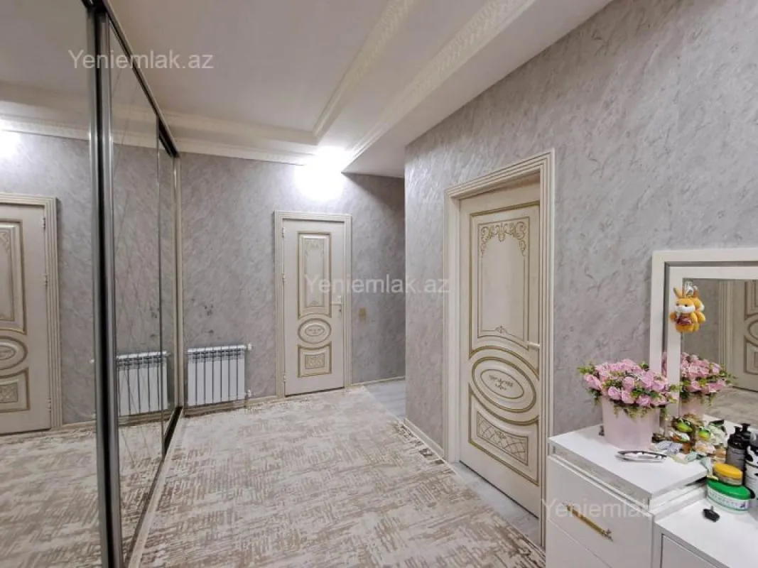 Satılır 2 otaqlı yeni tikili 65 m²