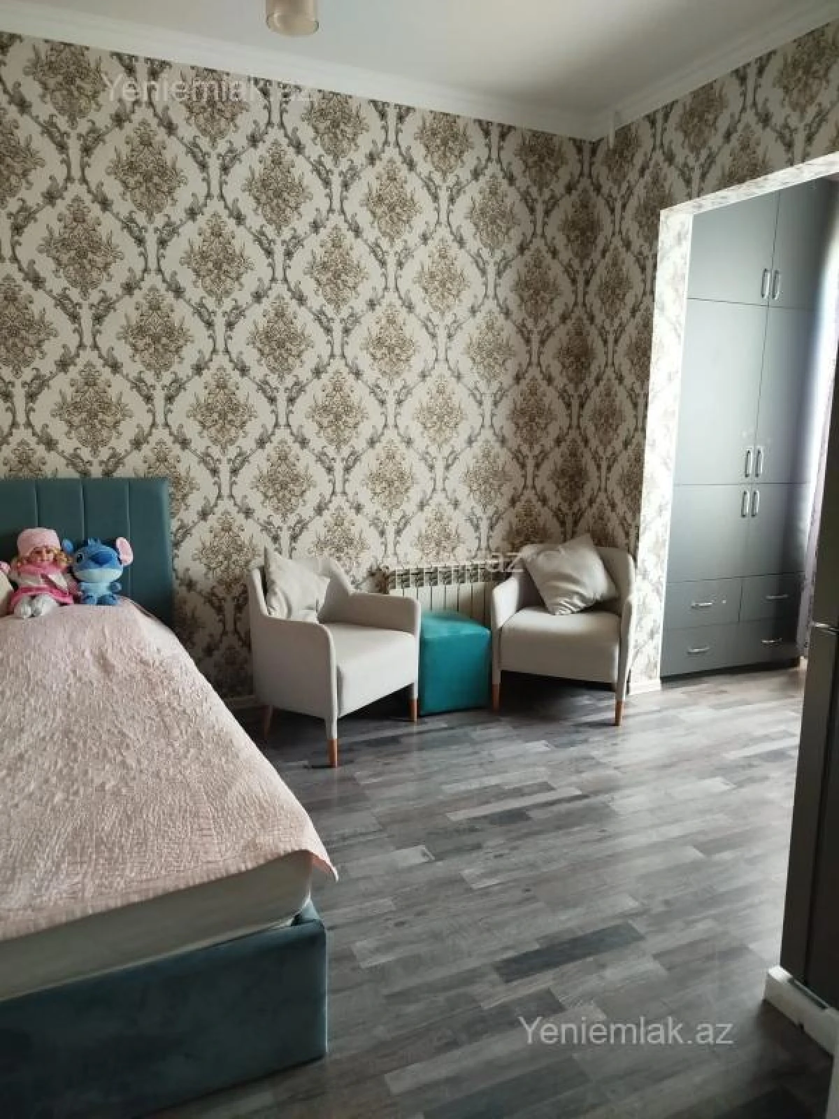 Satılır 4 otaqlı köhnə tikili 100 m²