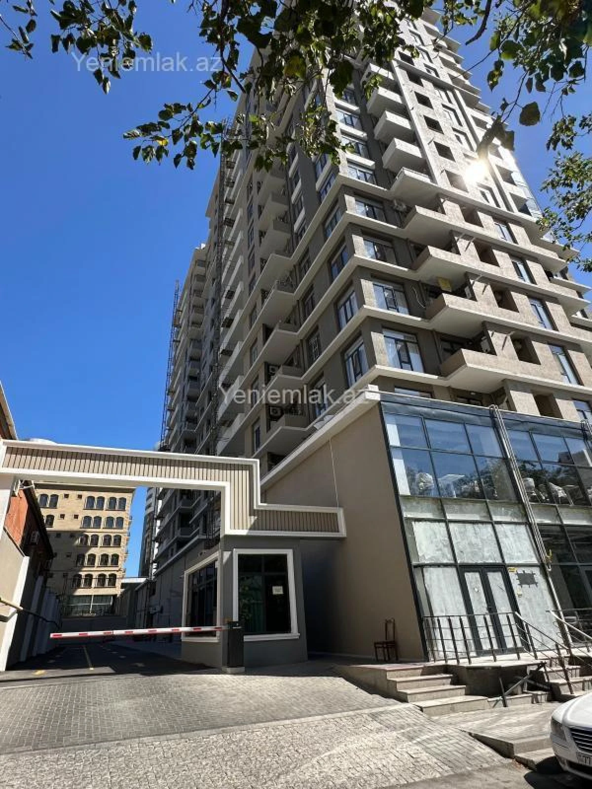 Satılır 3 otaqlı yeni tikili 105 m²