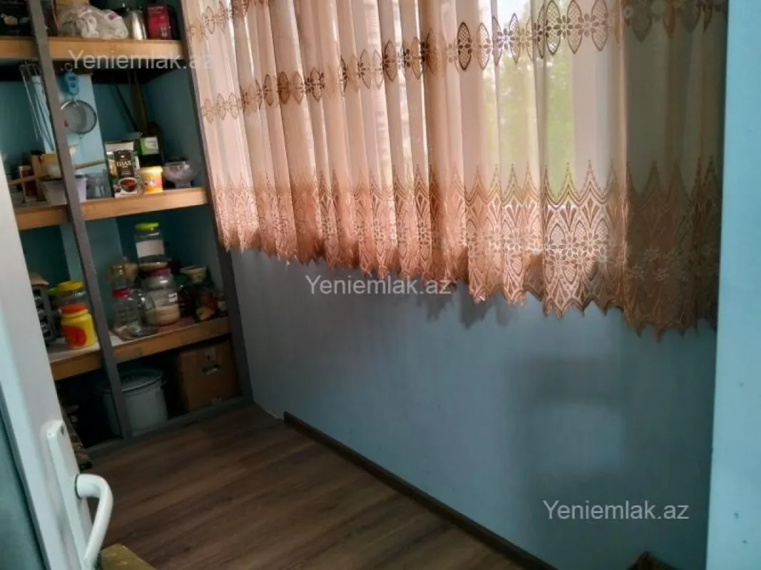 Satılır 3 otaqlı köhnə tikili 69 m²