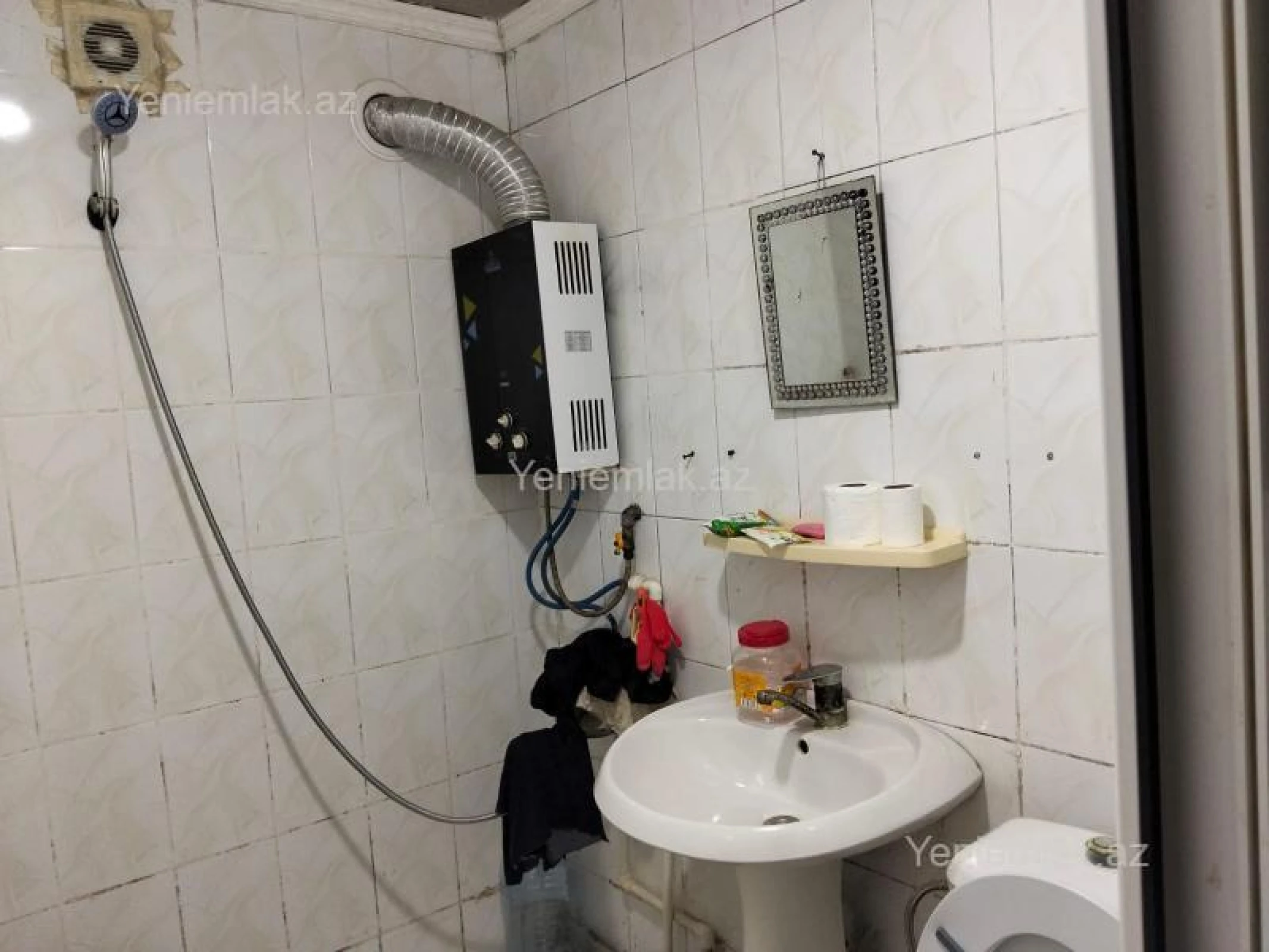 Satılır 2 otaqlı köhnə tikili 47 m²