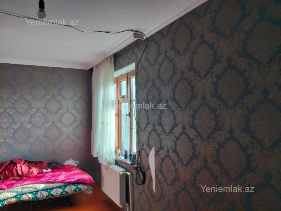 Satılır 2 otaqlı köhnə tikili 47 m²