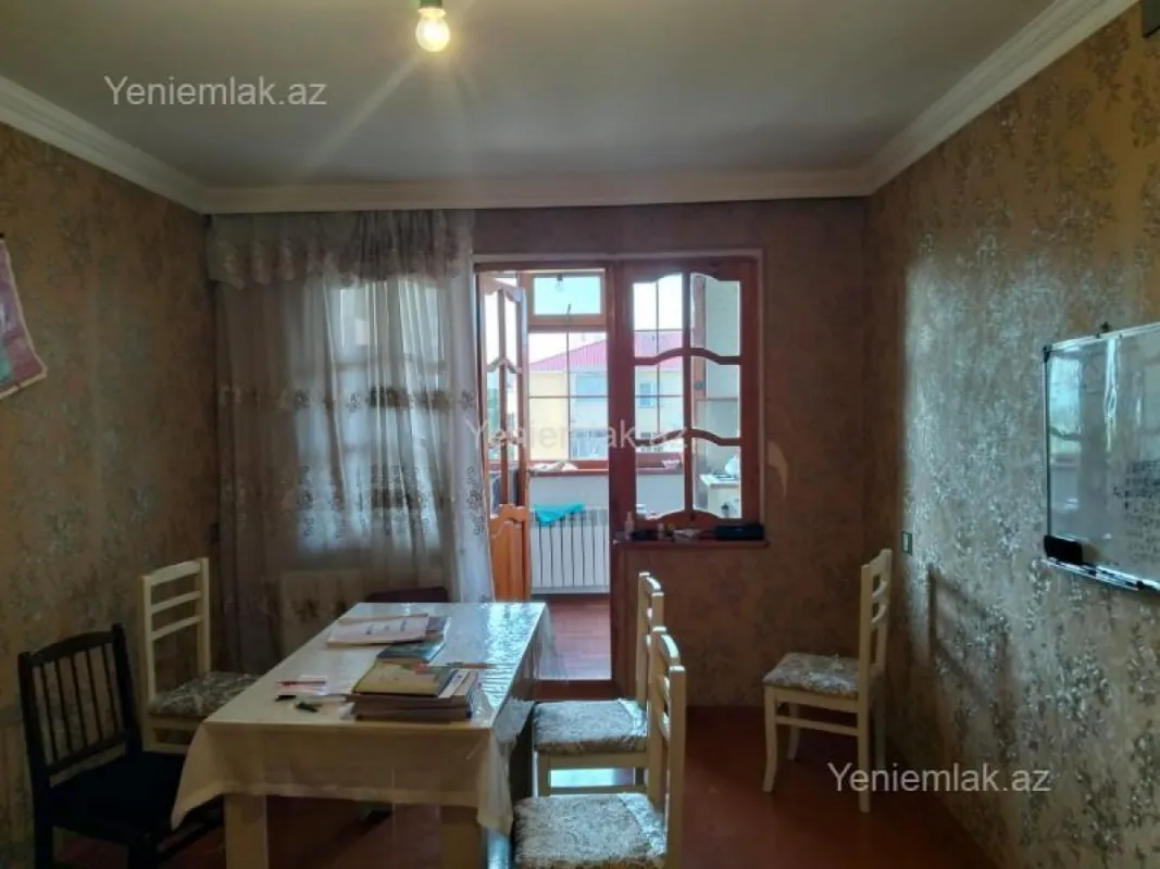 Satılır 2 otaqlı köhnə tikili 47 m²