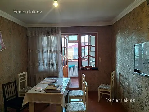 Satılır 2 otaqlı köhnə tikili 47 m²