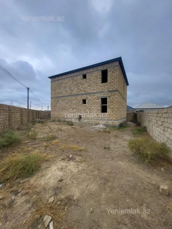 Satılır 5 otaqlı həyət evi 110 m²