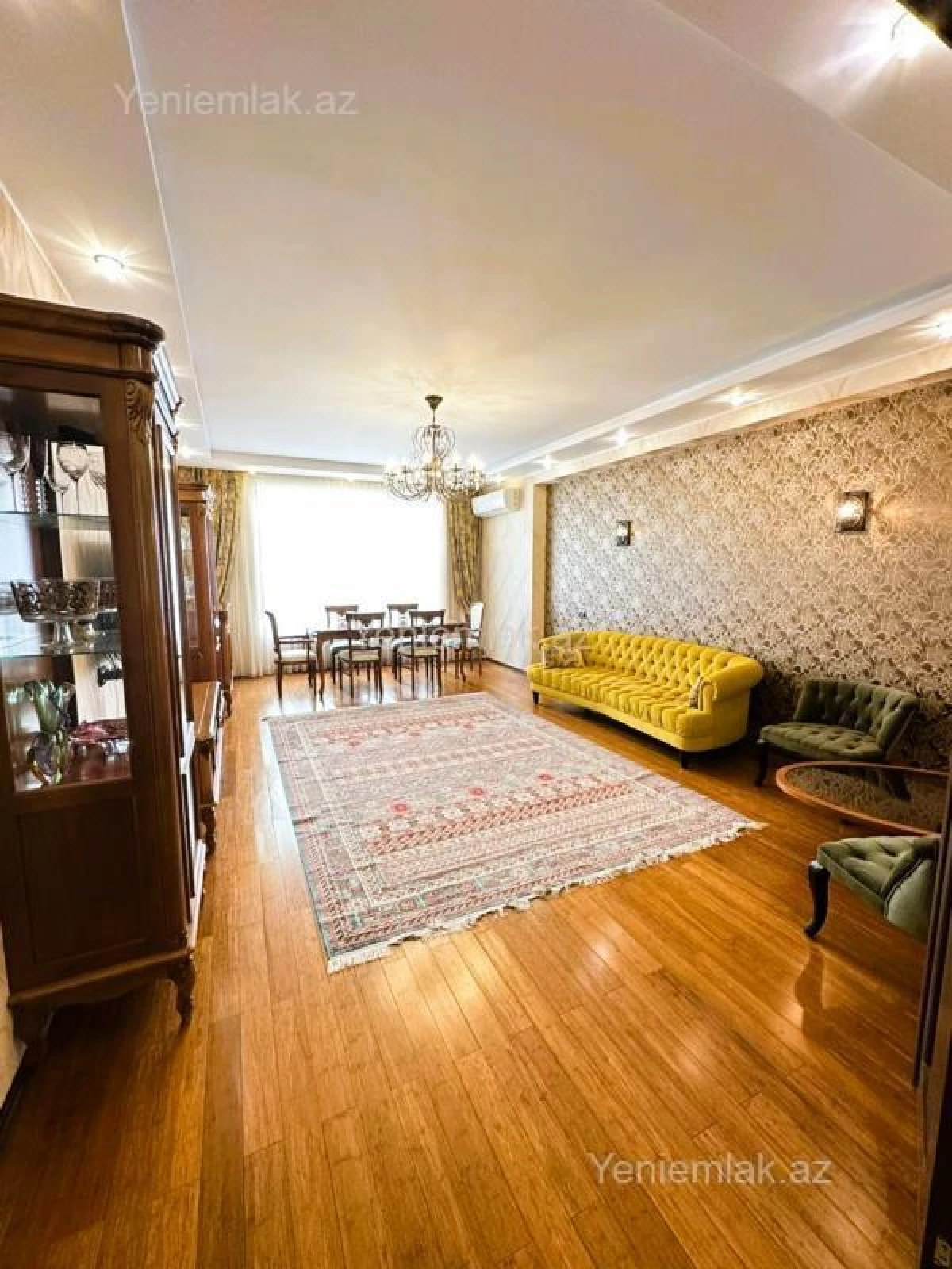 Satılır 3 otaqlı yeni tikili 130 m²