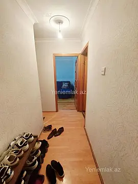 Satılır 3 otaqlı köhnə tikili 75 m²