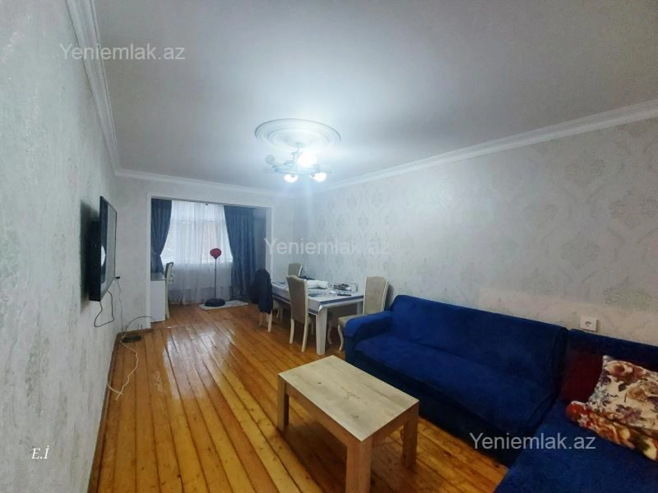 Satılır 3 otaqlı köhnə tikili 75 m²