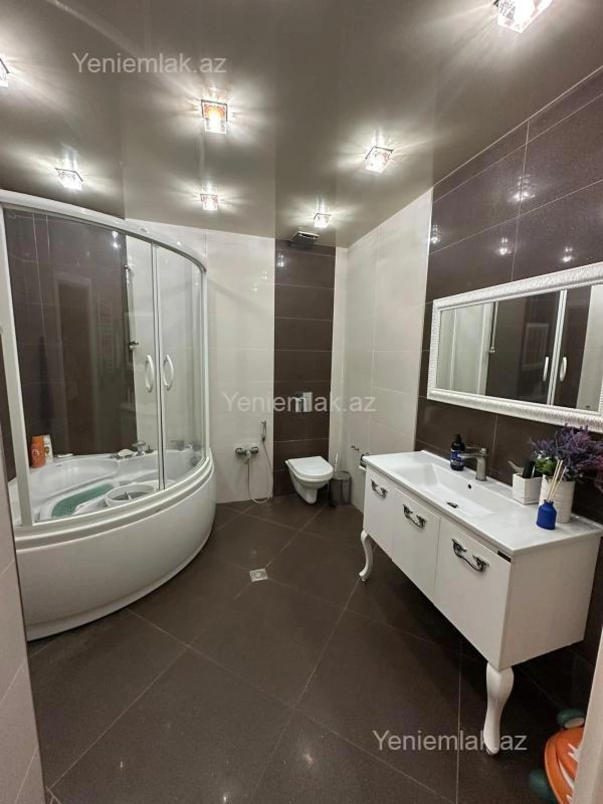 Satılır 3 otaqlı yeni tikili 145 m²