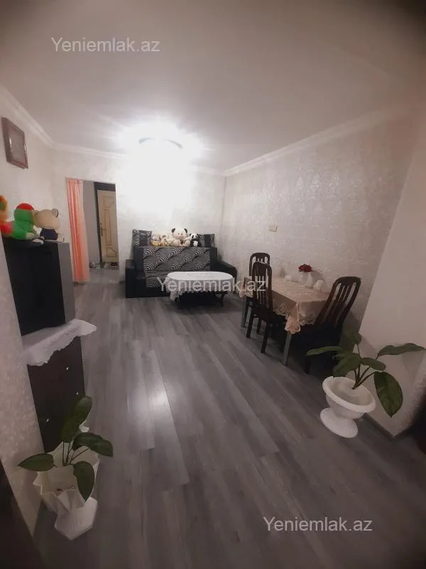 Satılır 2 otaqlı köhnə tikili 36 m²