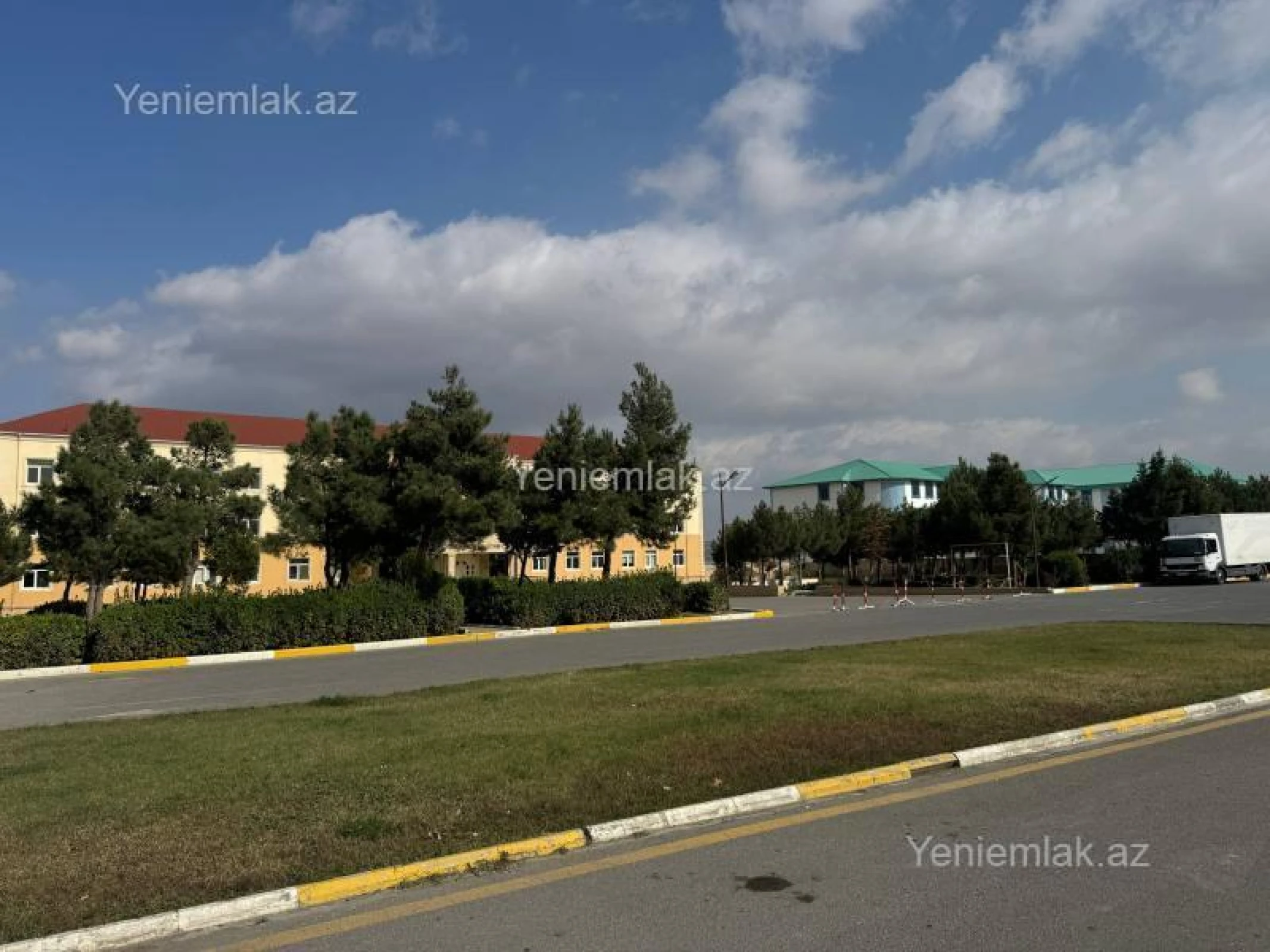 Satılır 3 otaqlı yeni tikili 92 m²