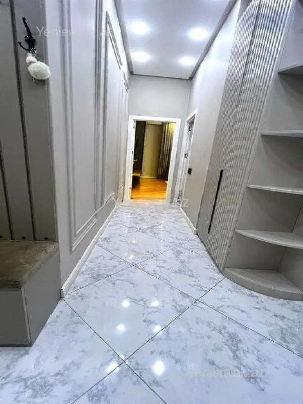 Satılır 4 otaqlı yeni tikili 120 m²
