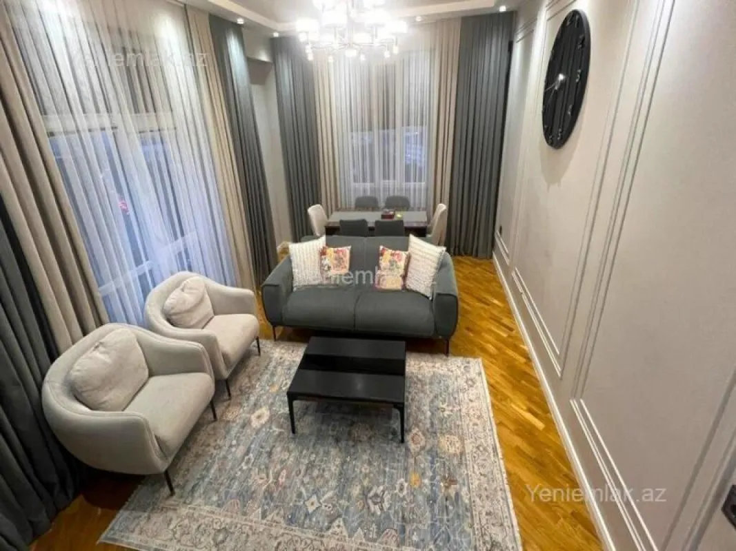 Satılır 4 otaqlı yeni tikili 120 m²