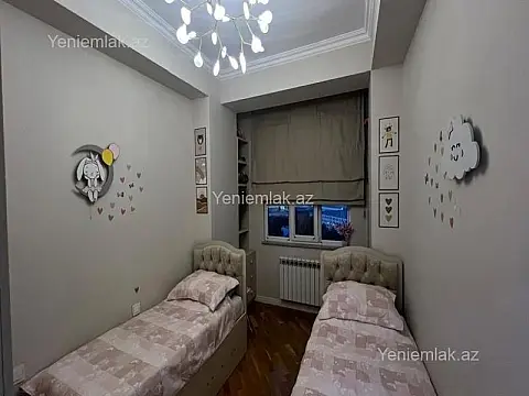 Satılır 4 otaqlı yeni tikili 120 m²