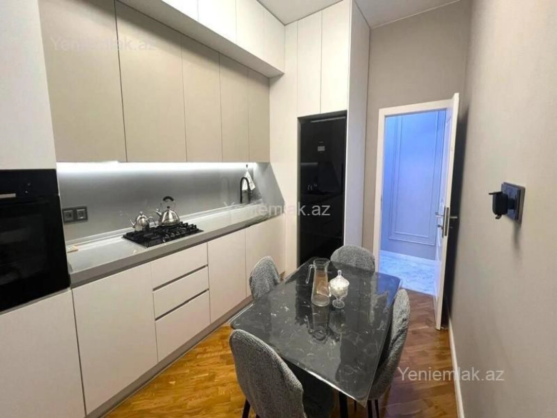 Satılır 4 otaqlı yeni tikili 120 m²