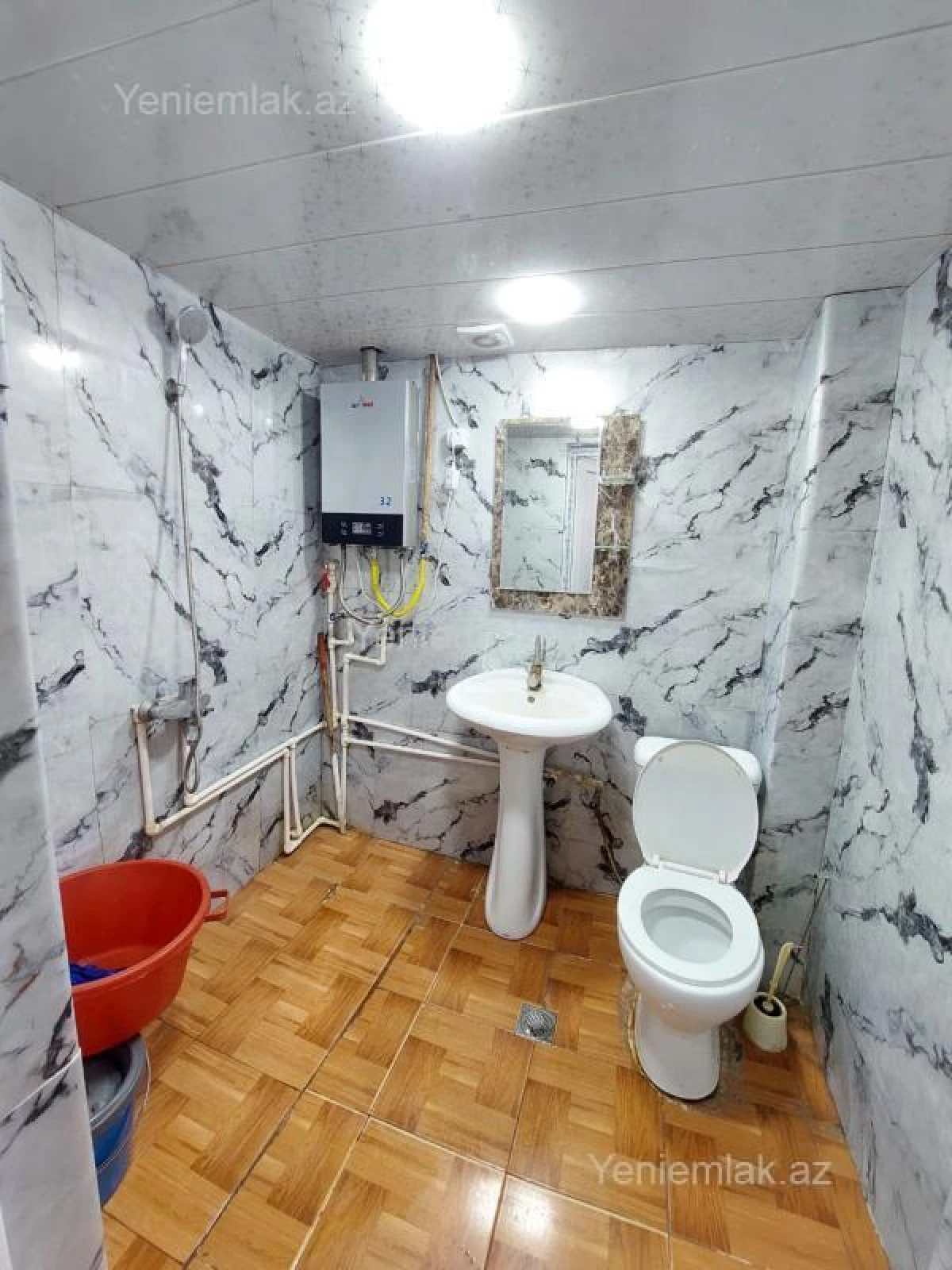 Satılır 3 otaqlı köhnə tikili 70 m²