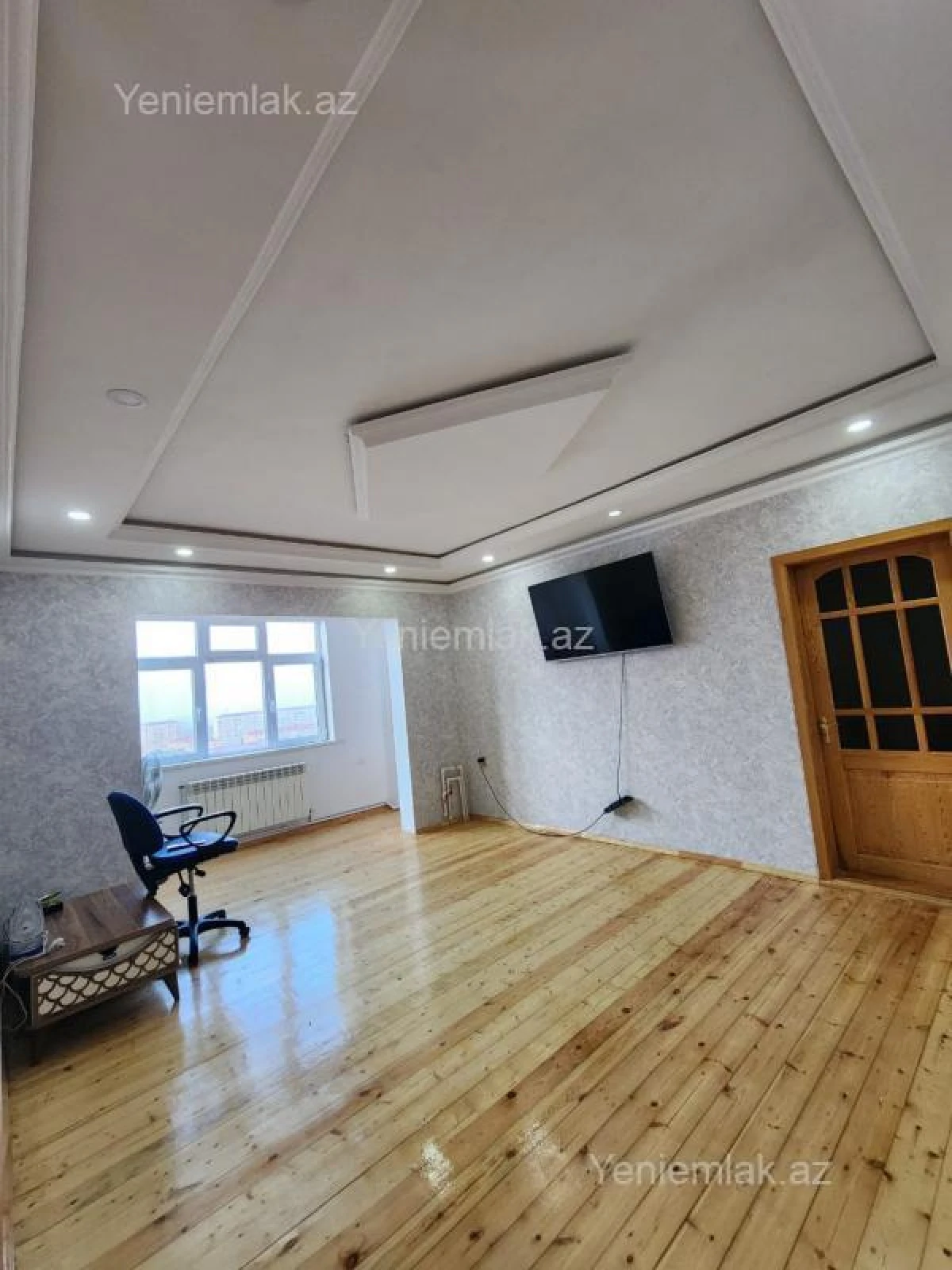 Satılır 4 otaqlı köhnə tikili 82 m²