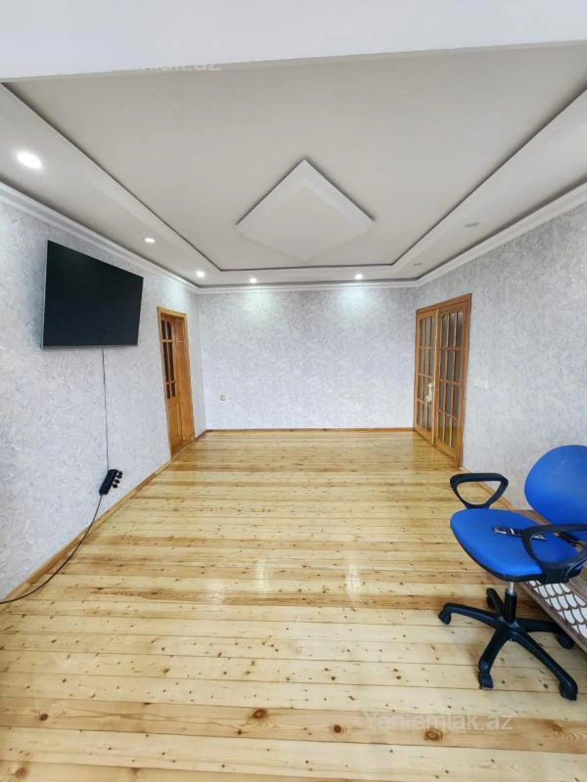 Satılır 4 otaqlı köhnə tikili 82 m²