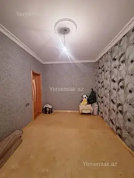 Satılır 4 otaqlı köhnə tikili 82 m²