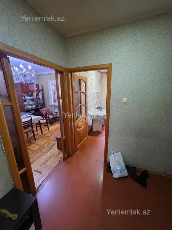 Satılır 3 otaqlı köhnə tikili 69 m²