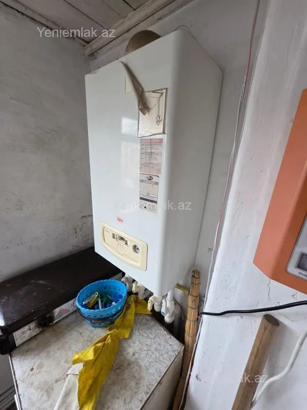 Satılır 3 otaqlı köhnə tikili 69 m²