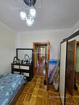 Satılır 3 otaqlı köhnə tikili 69 m²