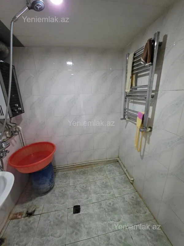 Satılır 3 otaqlı köhnə tikili 69 m²