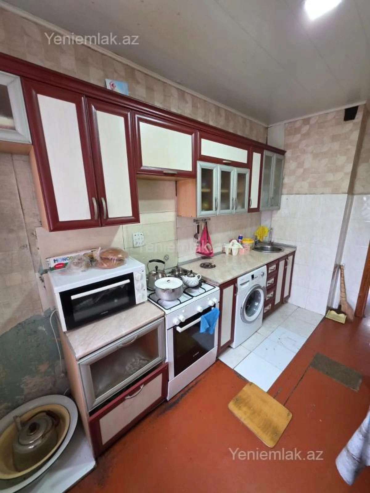 Satılır 3 otaqlı köhnə tikili 69 m²