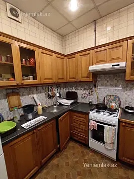 Satılır 2 otaqlı köhnə tikili 60 m²