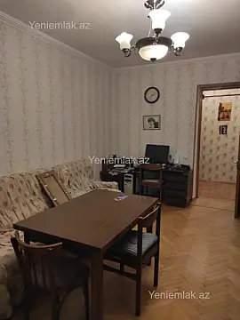 Satılır 2 otaqlı köhnə tikili 60 m²