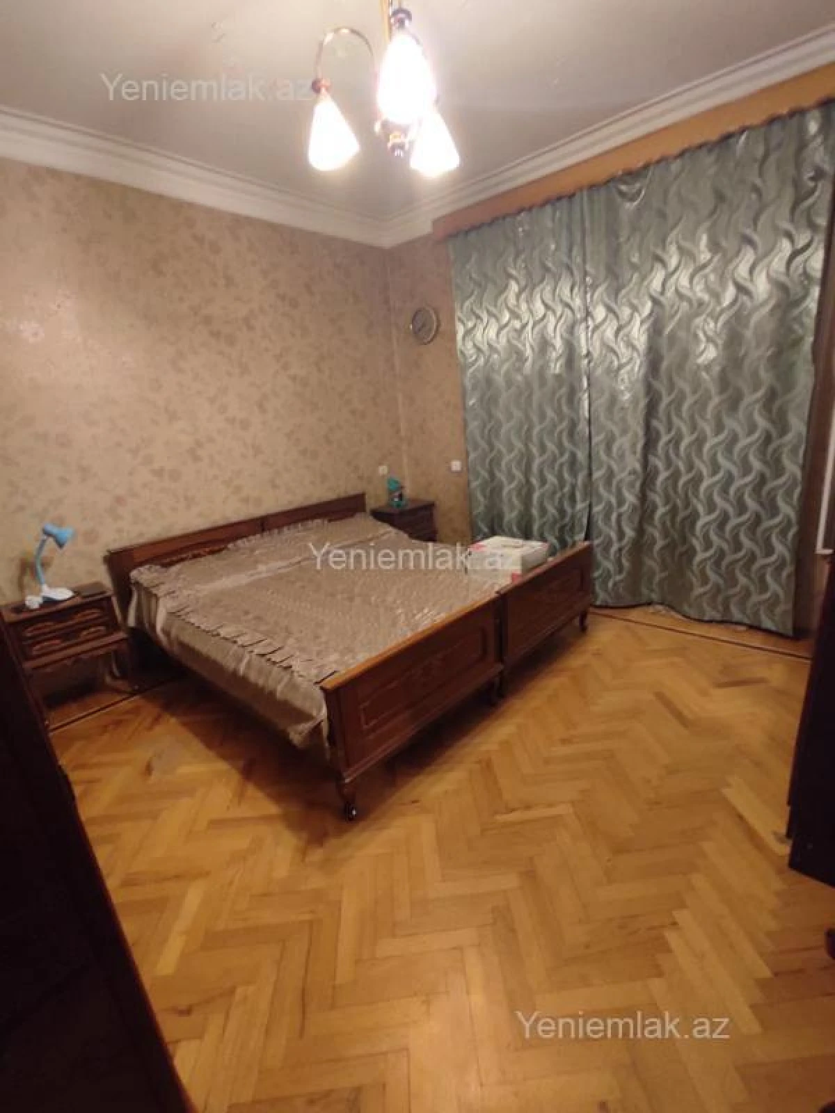 Satılır 2 otaqlı köhnə tikili 60 m²