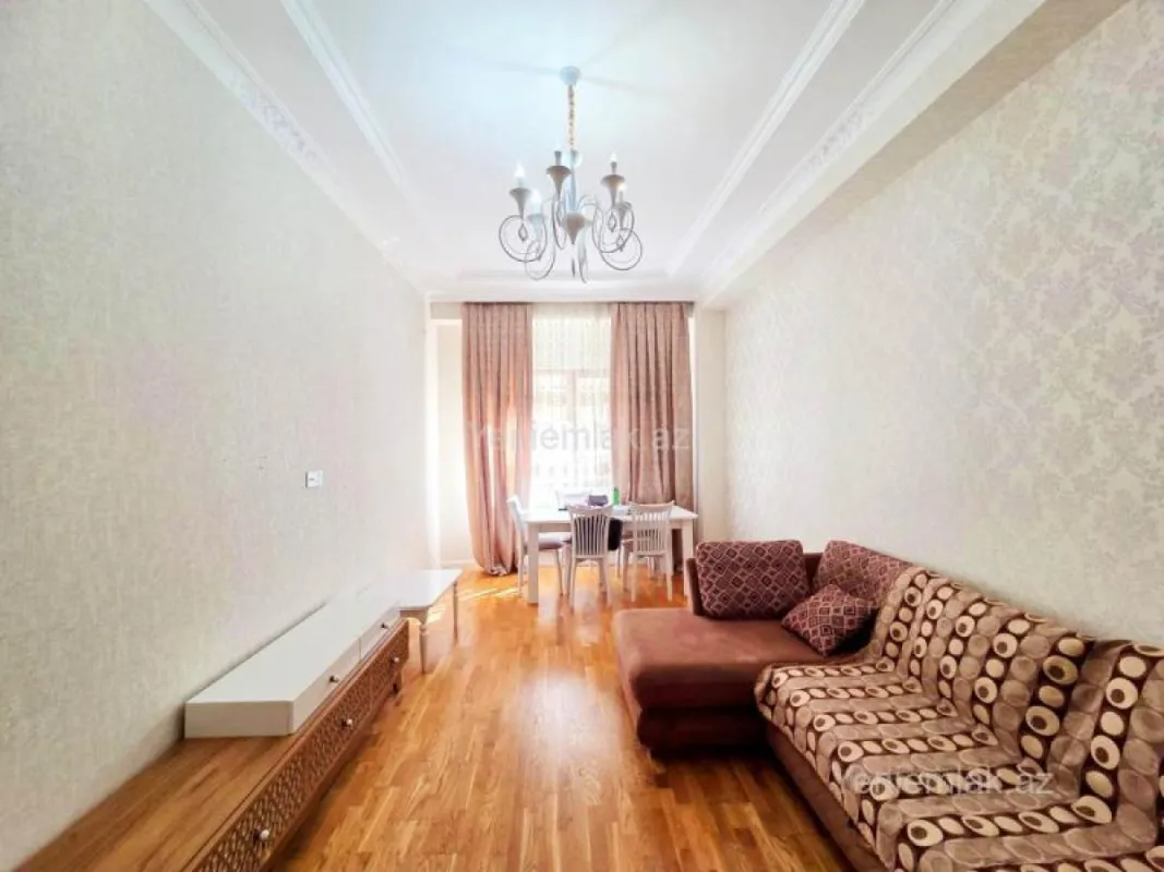 Satılır 3 otaqlı yeni tikili 101 m²