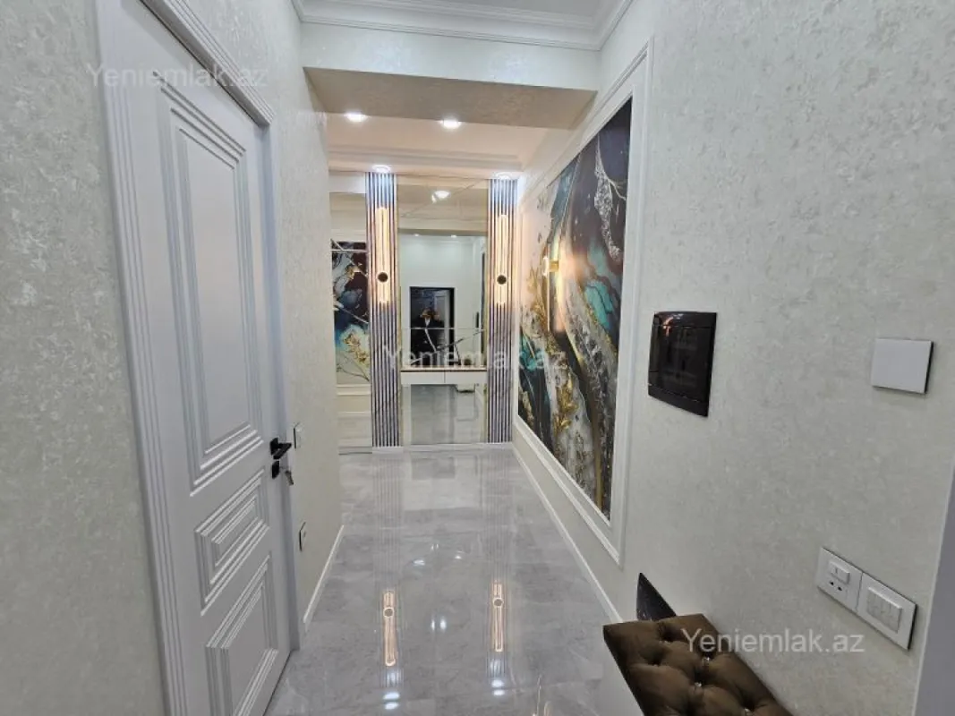 Satılır 3 otaqlı yeni tikili 95 m²