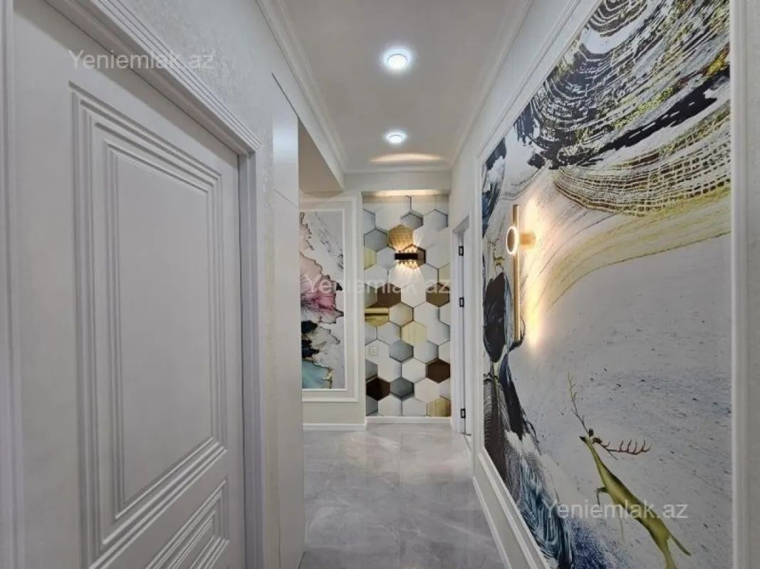 Satılır 3 otaqlı yeni tikili 95 m²