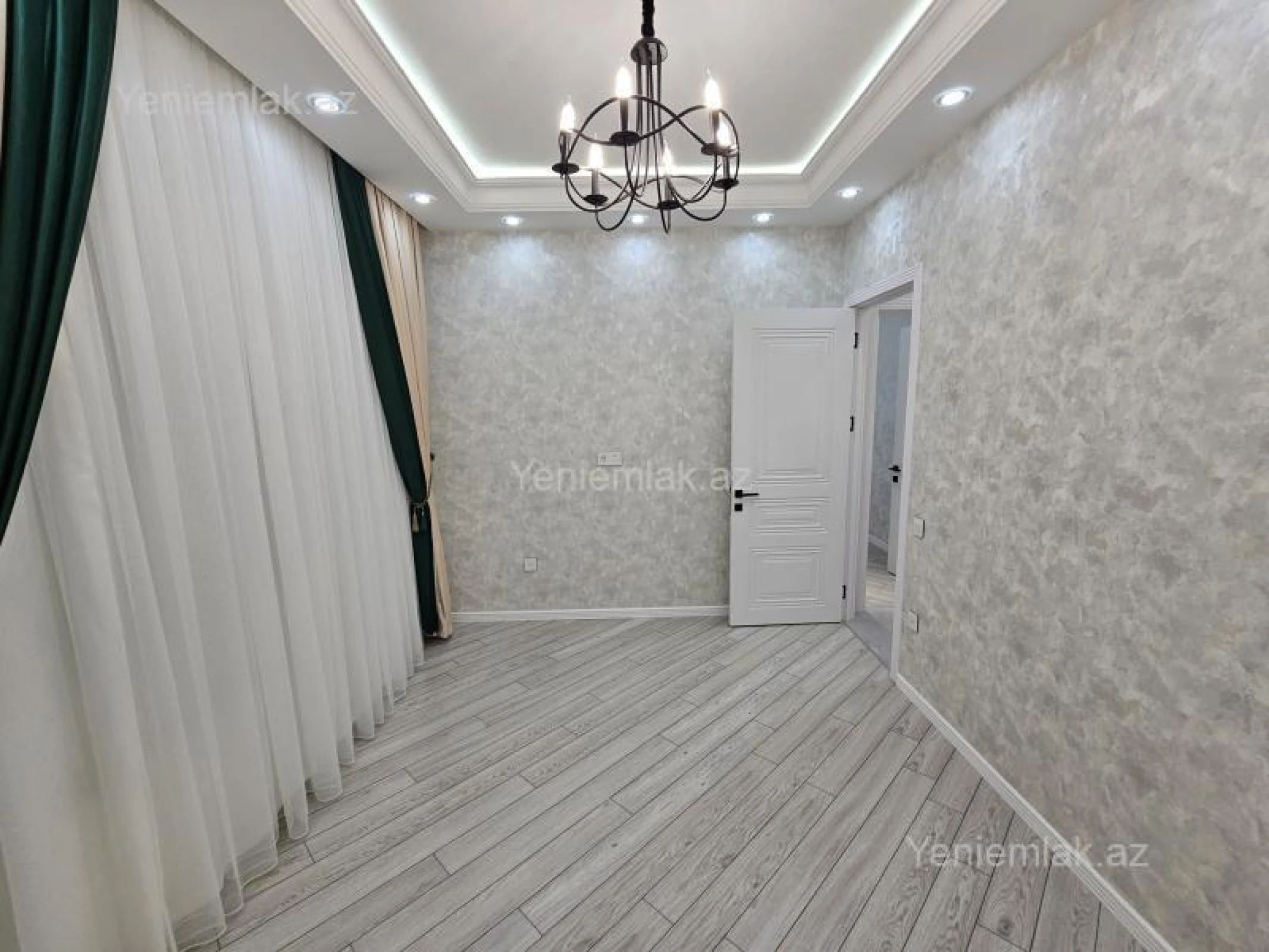 Satılır 3 otaqlı yeni tikili 95 m²