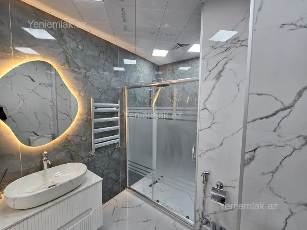 Satılır 3 otaqlı yeni tikili 95 m²