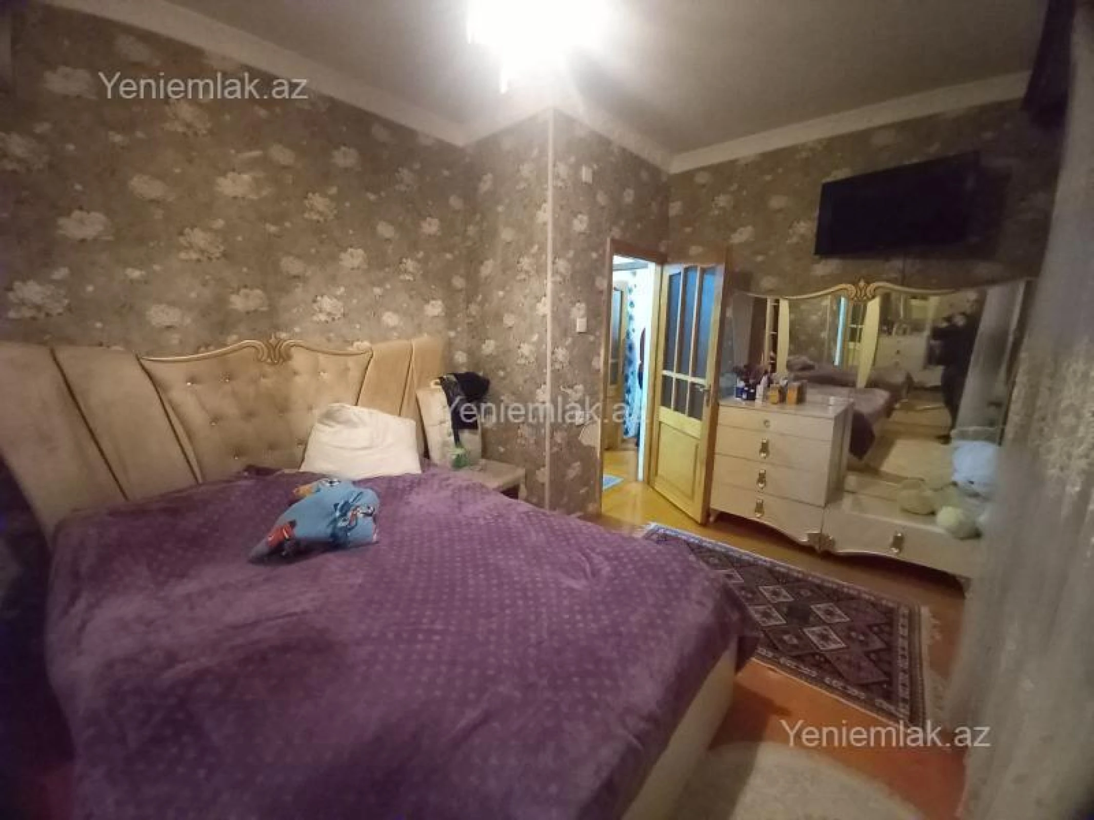 Satılır 3 otaqlı köhnə tikili 71.6 m²