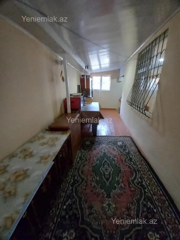 Satılır 4 otaqlı həyət evi 140 m²