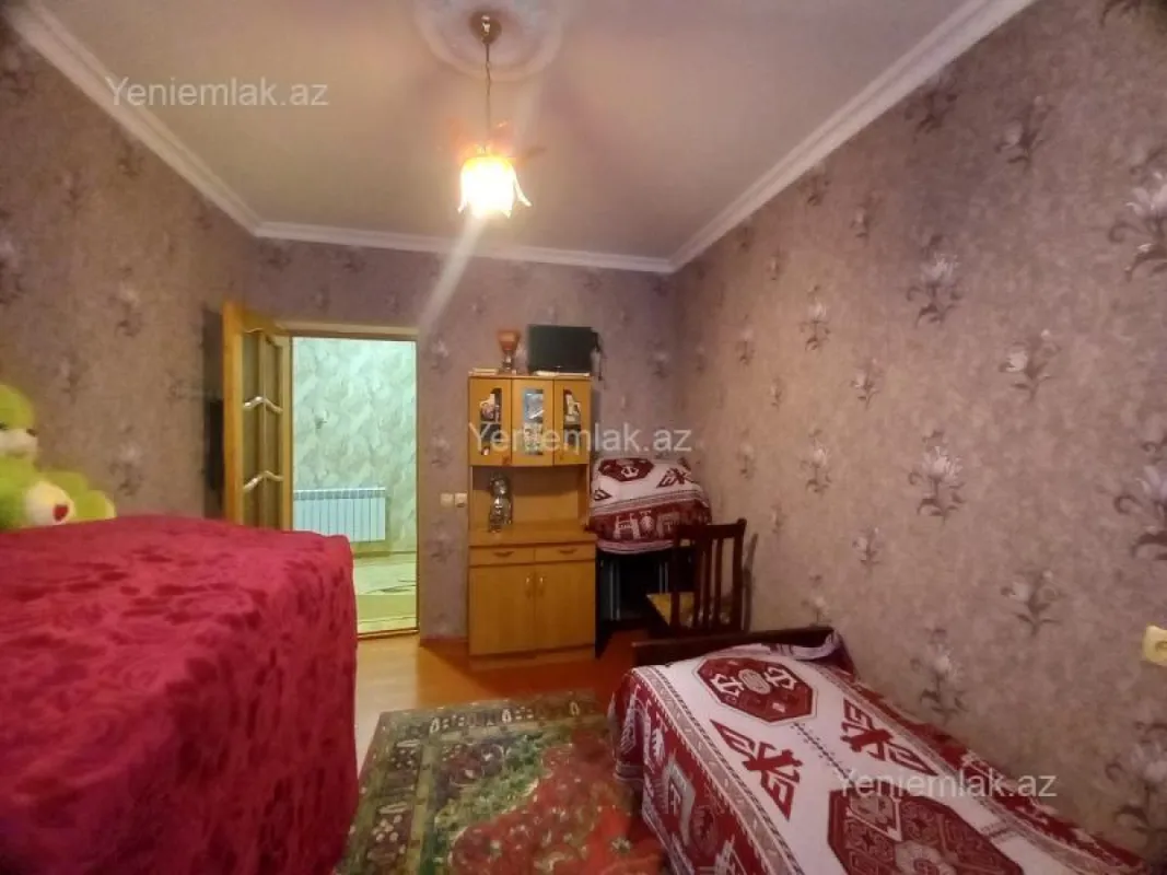 Satılır 4 otaqlı həyət evi 140 m²