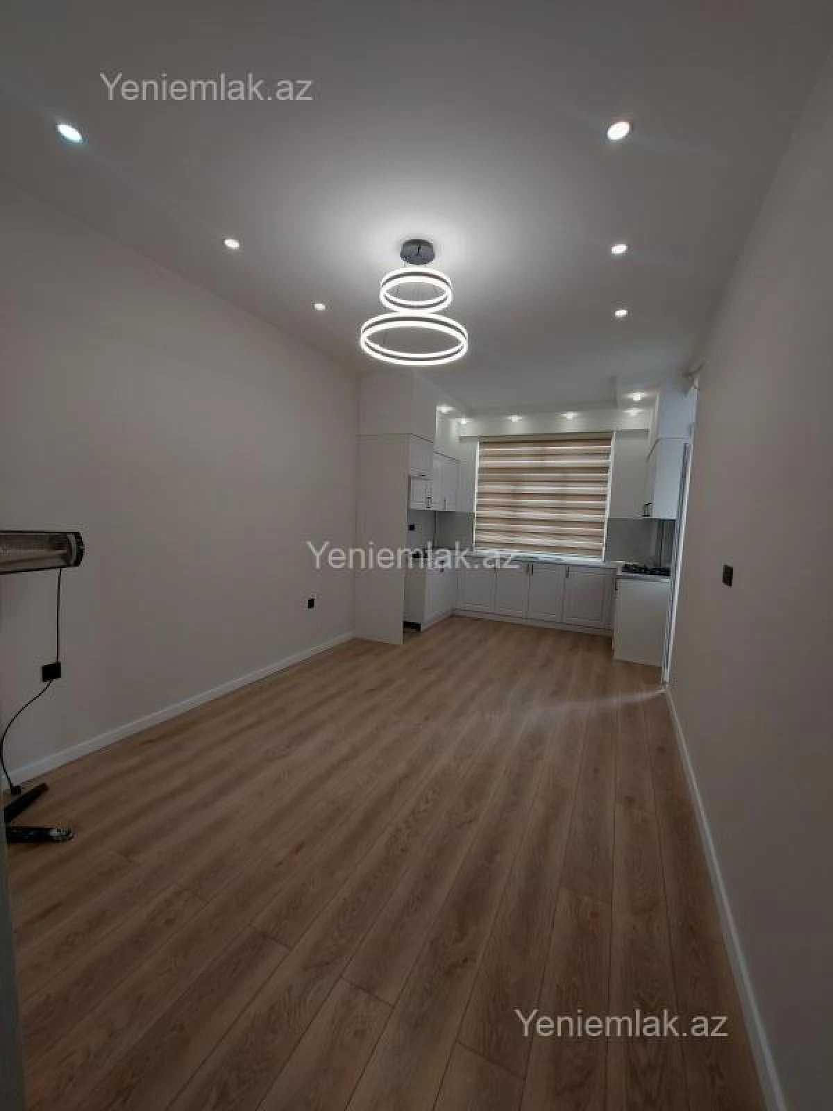 Satılır 3 otaqlı yeni tikili 83.5 m²