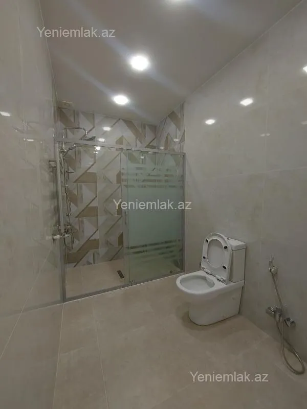 Satılır 3 otaqlı yeni tikili 83.5 m²