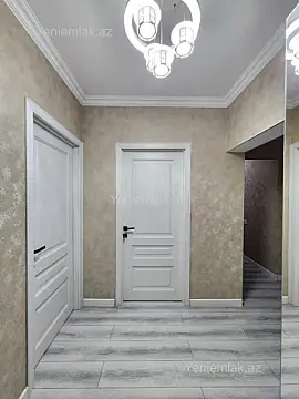 Satılır 4 otaqlı köhnə tikili 90 m²